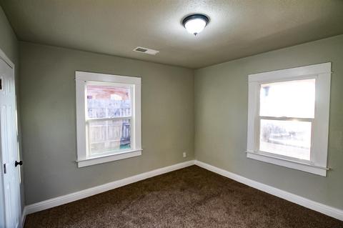 439 S F St, Exeter, CA 93221 photo 4