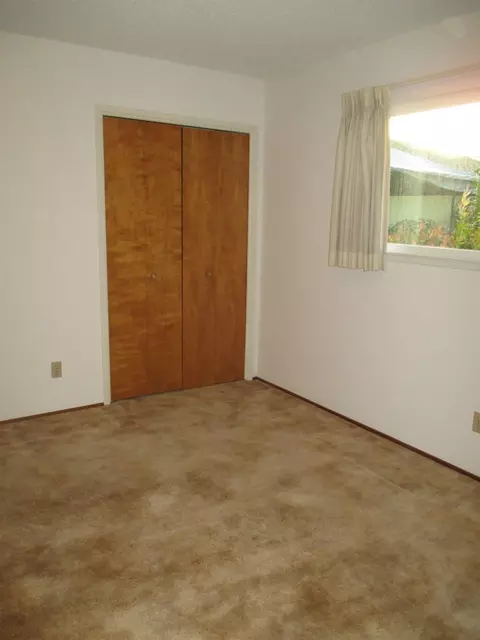 2346 E Feemster Ave, Visalia, CA 93292 photo 19