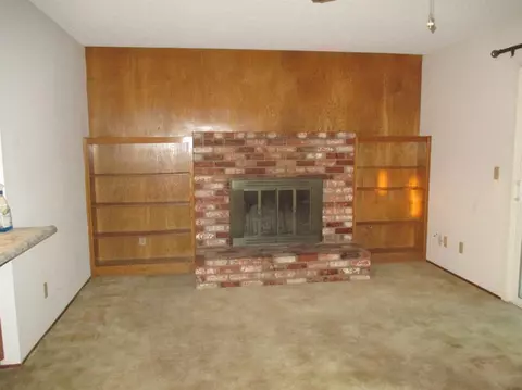 2346 E Feemster Ave, Visalia, CA 93292 photo 8