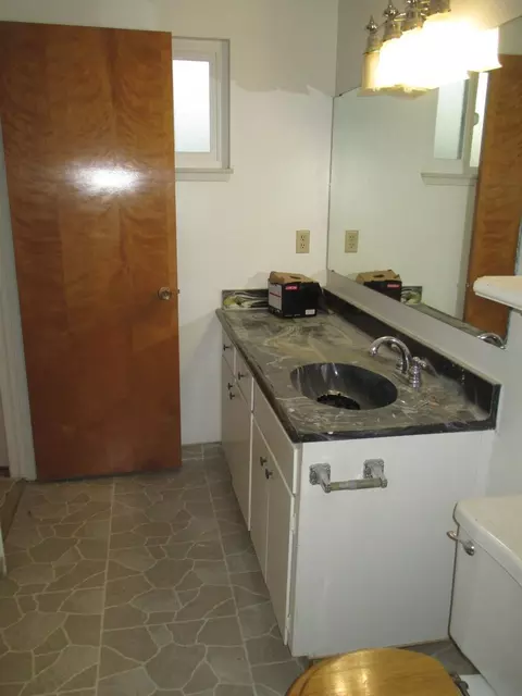 2346 E Feemster Ave, Visalia, CA 93292 photo 28