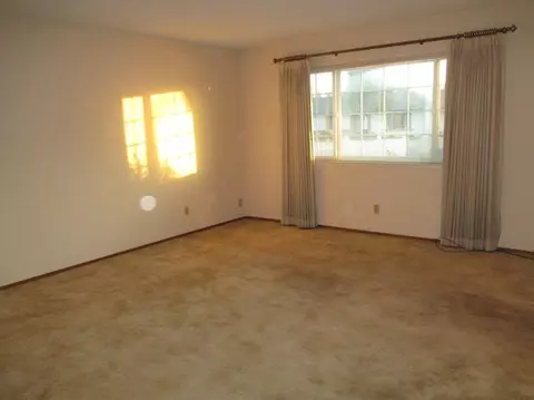 2346 E Feemster Ave, Visalia, CA 93292 photo 10