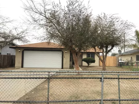 914 E Joanne Ave, Pixley, CA 93256 photo 1