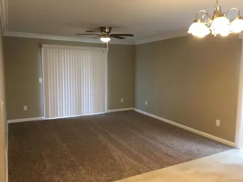 914 E Joanne Ave, Pixley, CA 93256 photo 2