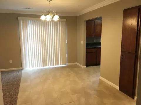 914 E Joanne Ave, Pixley, CA 93256 photo 4