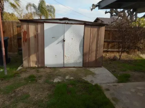 1403 6th Ave, Delano, CA 93215 photo 25