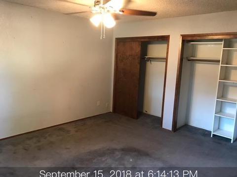 400 E Cherry Ct, Visalia, CA 93277 photo 8