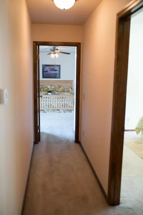 916 Murphy Dr, Lemoore, CA 93245 photo 8