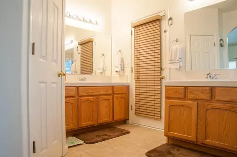 1780 Redbud St, Lemoore, CA 93245 photo 36