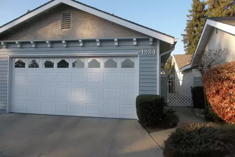 1334 E Vassar Dr, Visalia, CA 93292 photo 1
