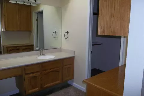 1334 E Vassar Dr, Visalia, CA 93292 photo 12