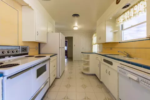 1814 Main St, Delano, CA 93215 photo 8