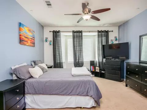 910 Legend, Lemoore, CA 93245 photo 10