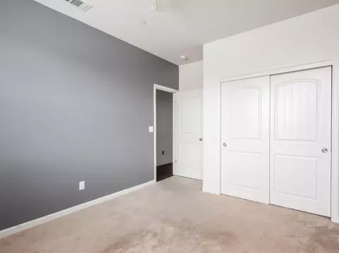 910 Legend, Lemoore, CA 93245 photo 18