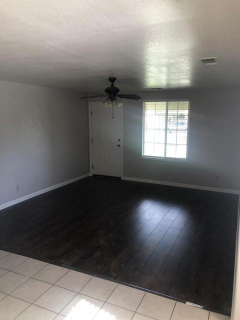157 S E St, Tulare, CA 93274 photo 8