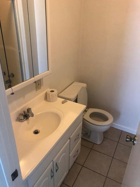 157 S E St, Tulare, CA 93274 photo 17