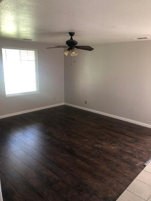 157 S E St, Tulare, CA 93274 photo 7