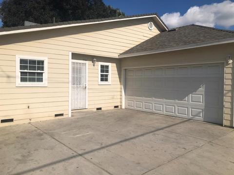 157 S E St, Tulare, CA 93274 photo 5