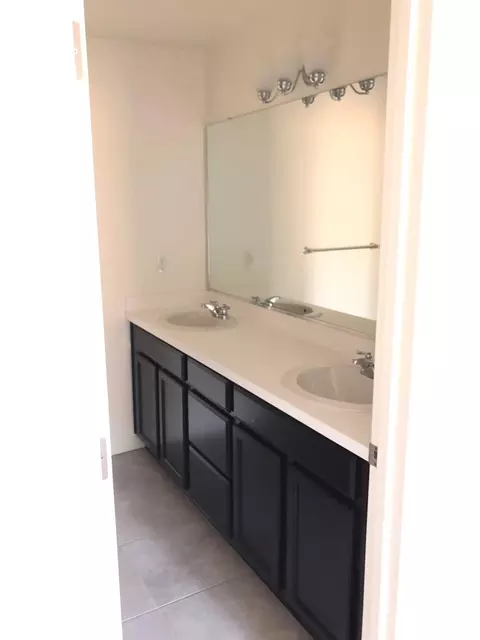 4214 Harold Ave, Visalia, CA 93292 photo 14