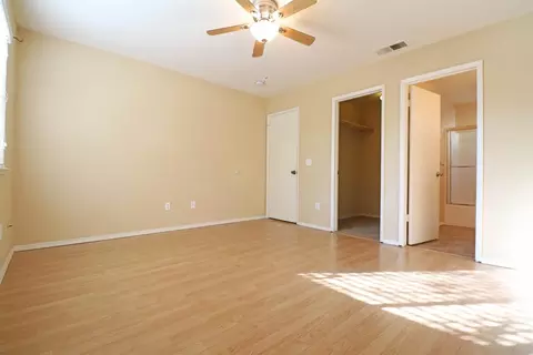 4303 E Howard Ave, Visalia, CA 93292 photo 14