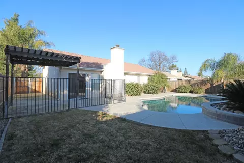 4303 E Howard Ave, Visalia, CA 93292 photo 16