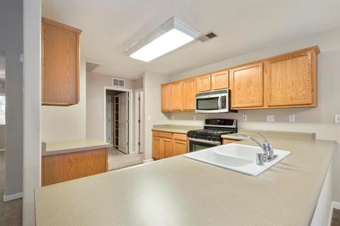 4419 E Murray Ave, Visalia, CA 93292 photo 17