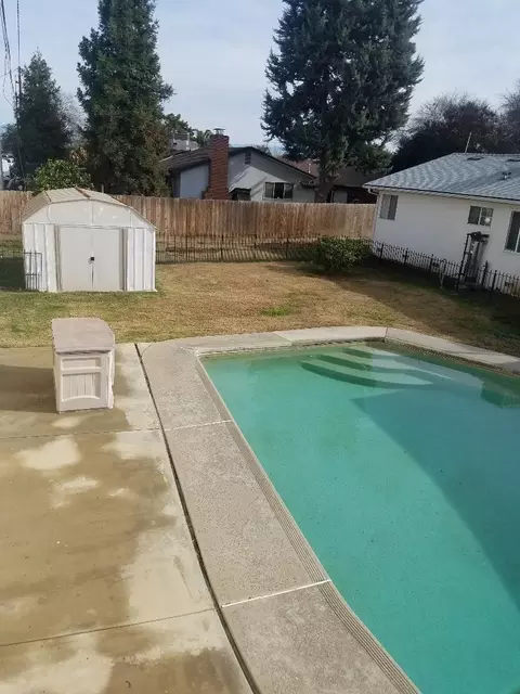 2366 E Sunset Ave, Tulare, CA 93274 photo 9