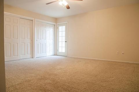 2215 E Vassar, Visalia, CA 93292 photo 15
