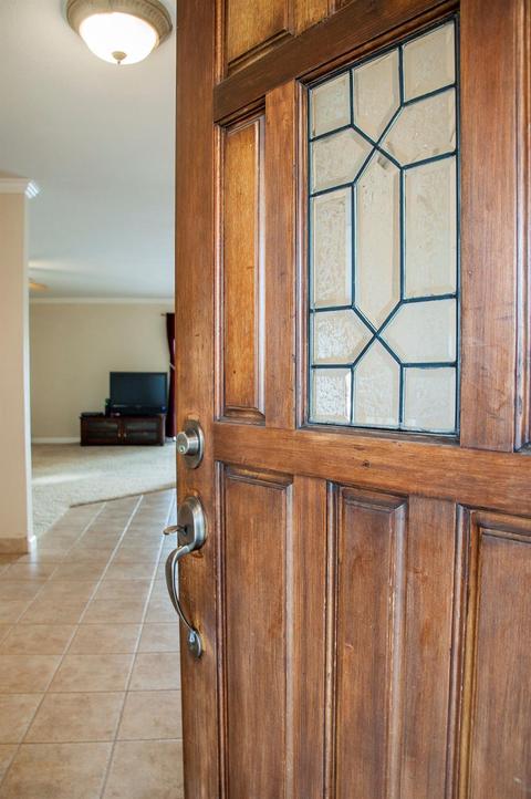 2215 E Vassar, Visalia, CA 93292 photo 3