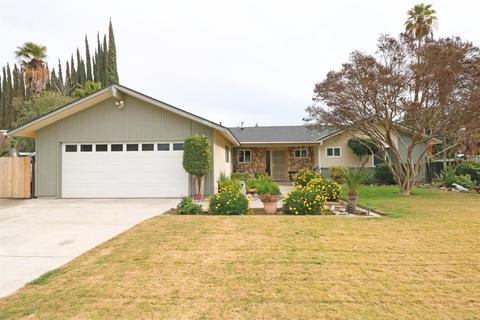 974 E Pleasant Ave, Tulare, CA 93274 photo 2