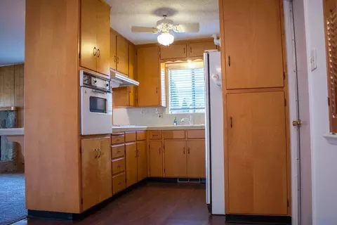3046 W Vassar, Visalia, CA 93277 photo 6