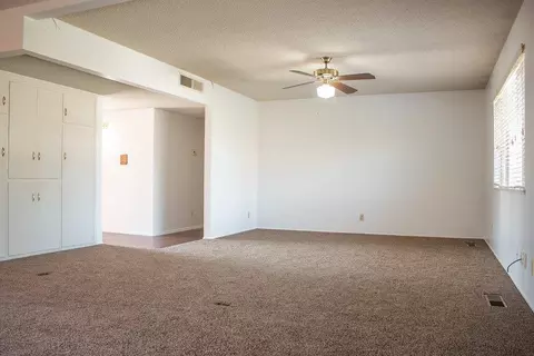 3046 W Vassar, Visalia, CA 93277 photo 23