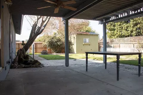 3046 W Vassar, Visalia, CA 93277 photo 27
