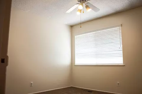 3046 W Vassar, Visalia, CA 93277 photo 12