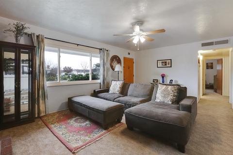 3237 E Meadow Ave, Visalia, CA 93292 photo 3