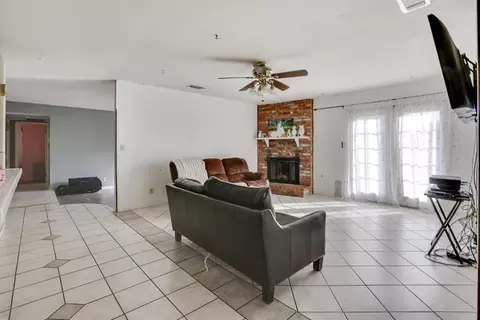 790 E Sequoia Dr, Dinuba, CA 93618 photo 13