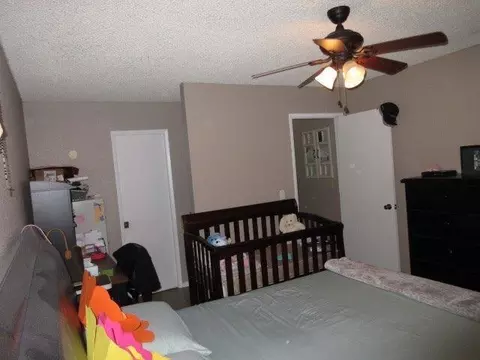 547 E Prospect Ave, Visalia, CA 93292 photo 5