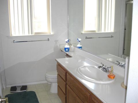 1626 E Parkview Ave, Visalia, CA 93292 photo 17