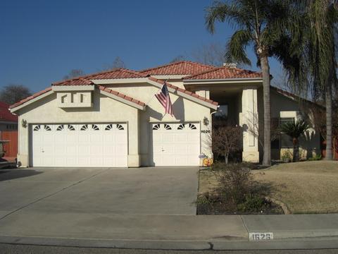 1626 E Parkview Ave, Visalia, CA 93292 photo 1