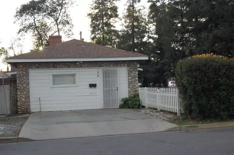 135 E Walnut Ave, Visalia, CA 93277 photo 48