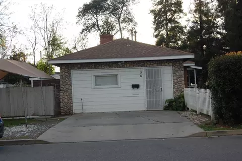 135 E Walnut Ave, Visalia, CA 93277 photo 49