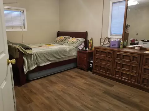 135 E Walnut Ave, Visalia, CA 93277 photo 37