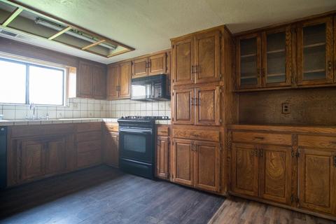22079 Carson Ave, Exeter, CA 93221 photo 5