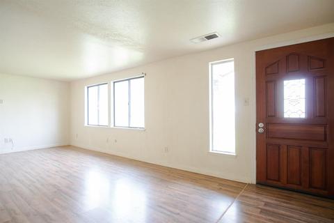 22079 Carson Ave, Exeter, CA 93221 photo 3