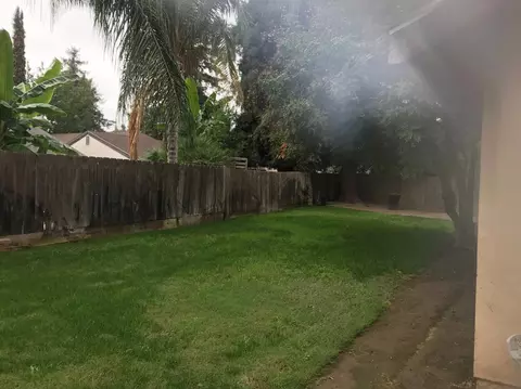 1920 E Andrea Ct, Visalia, CA 93292 photo 2