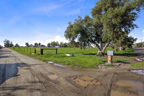 21027 Road 252, Lindsay, CA 93247 photo 9