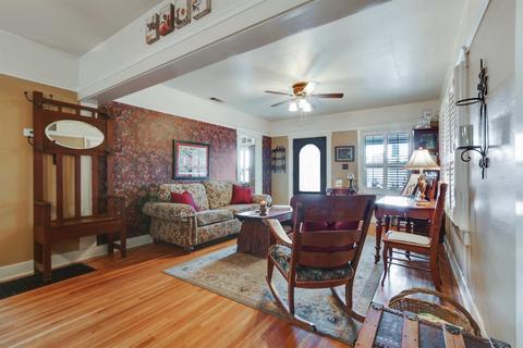 130 E Cedar St, Exeter, CA 93221 photo 5