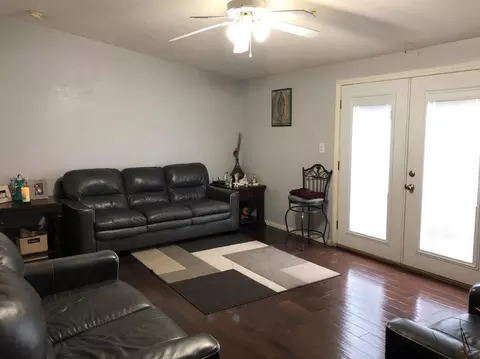 23540 Owens St, Ducor, CA 93218 photo 4