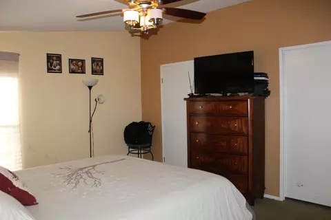 23540 Owens St, Ducor, CA 93218 photo 8