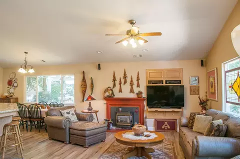 604 Pheasant Ct, Exeter, CA 93221 photo 18
