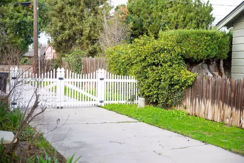 121 N Cambridge Dr, Lemoore, CA 93245 photo 25